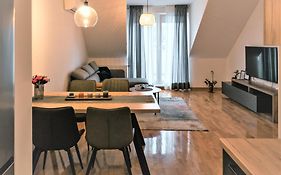 Spansko View -Comfy Apartment